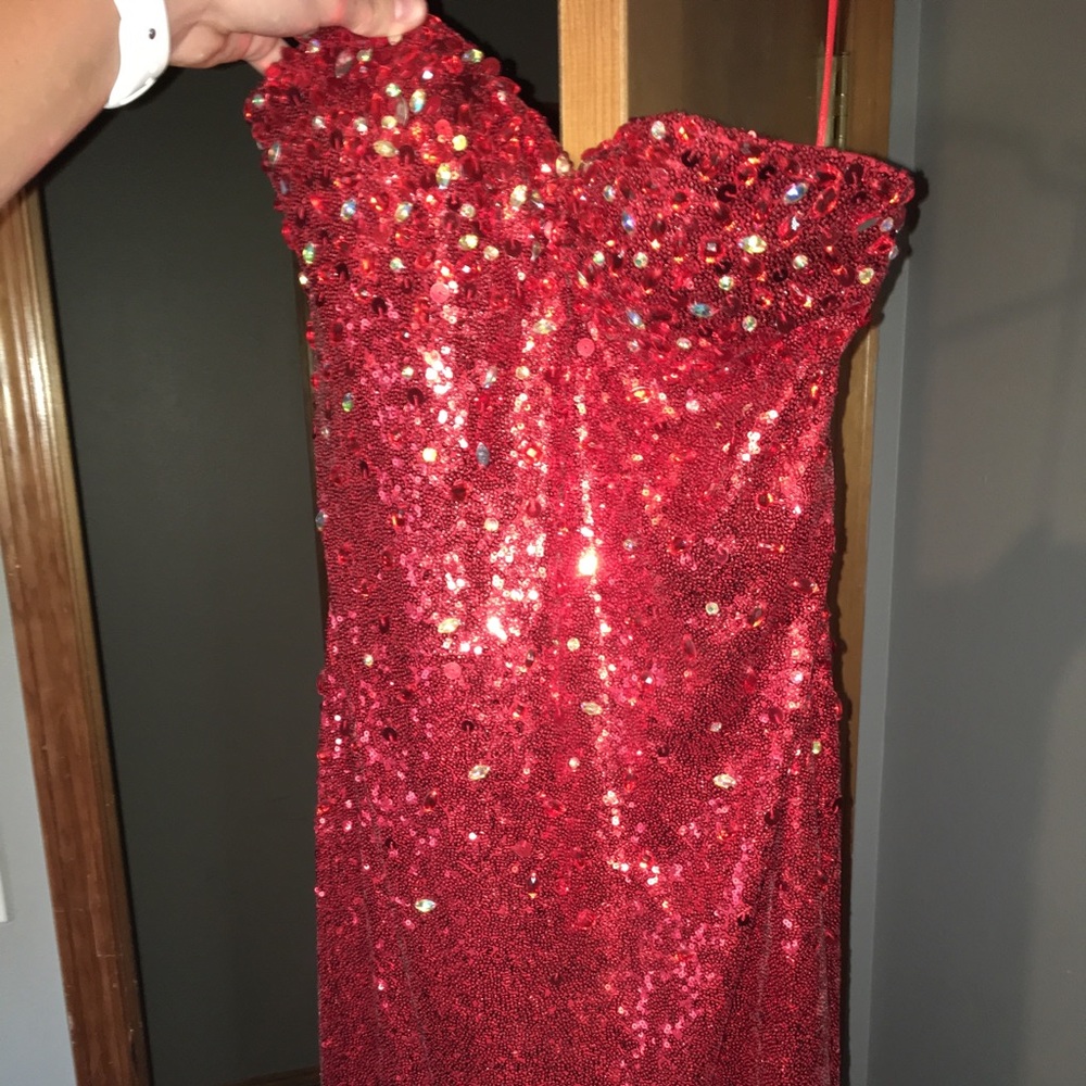 Red Sparkly Strapless Prom Dress